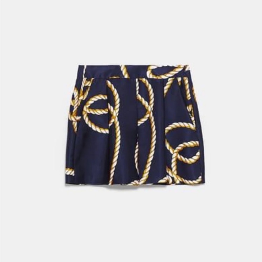 Zara knot short
